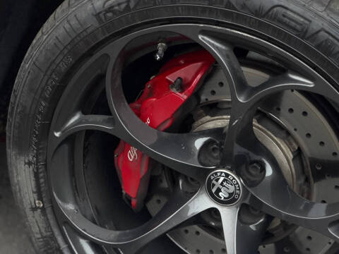 2018 Alfa Romeo Stelvio Quadrifoglio