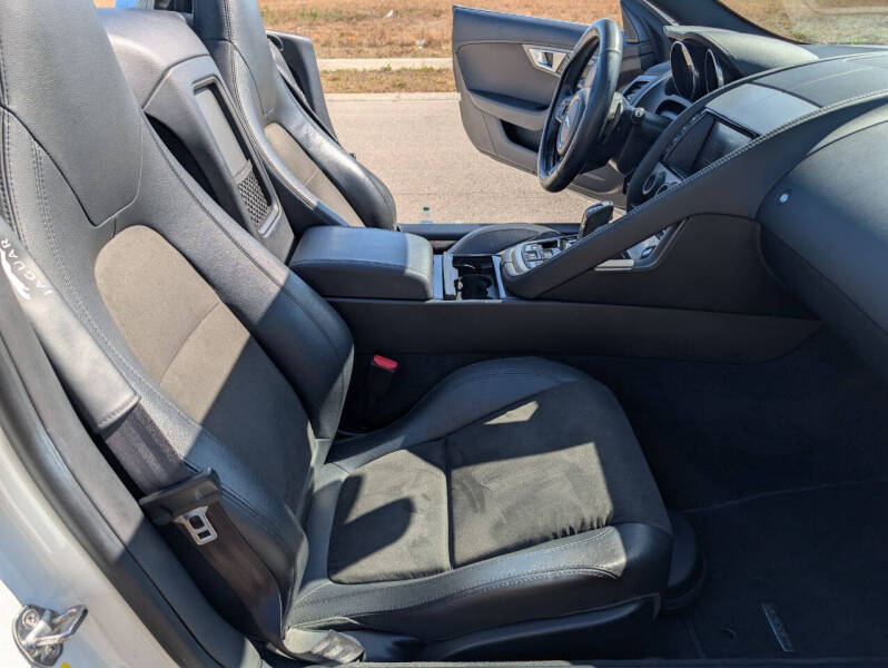 2016 Jaguar F-TYPE