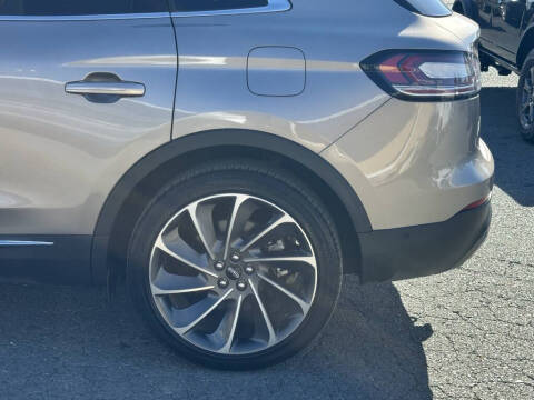 2021 Lincoln Nautilus Reserve