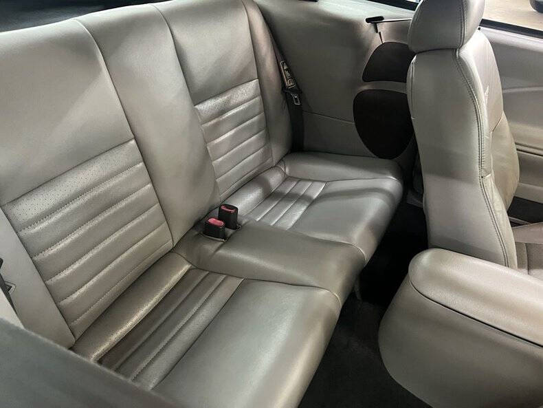 2002 Ford Mustang GT Deluxe