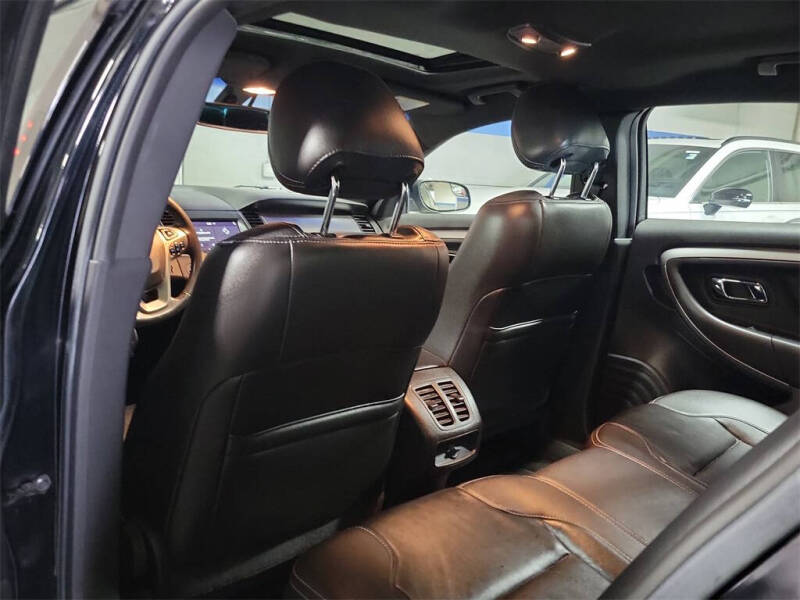 2016 Ford Taurus SEL