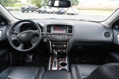 2016 Nissan Pathfinder Platinum