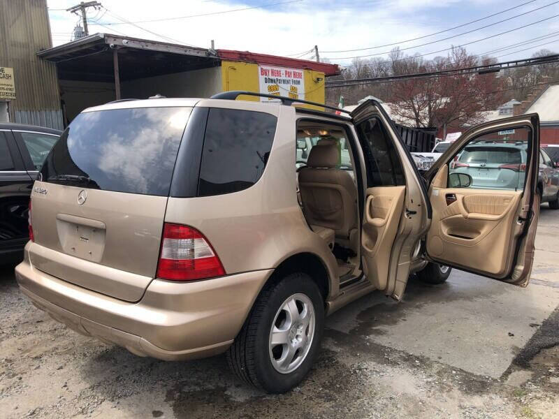 2002 Mercedes-Benz M-Class ML 320