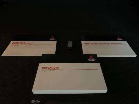 2025 Mitsubishi Outlander PHEV SEL