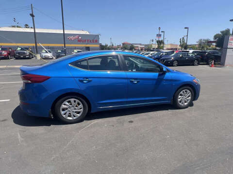 2018 Hyundai Elantra