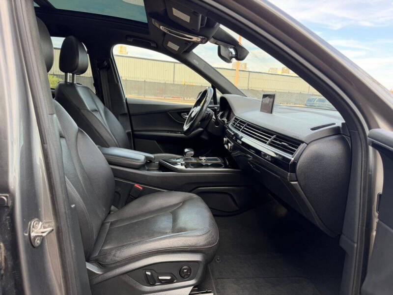 2017 Audi Q7 2.0T quattro Premium Plus