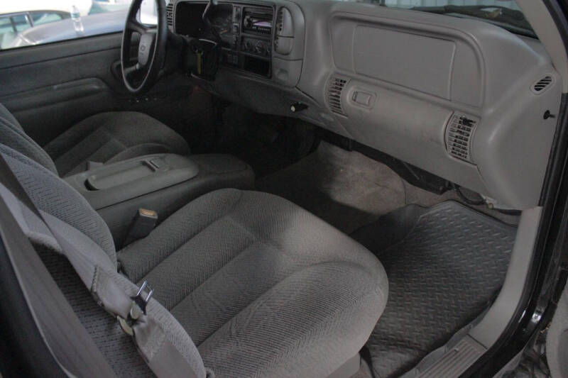 1999 Chevrolet Tahoe LS