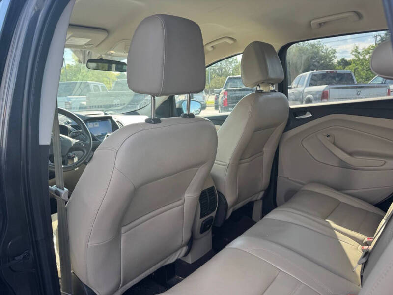 2017 Ford Escape SE