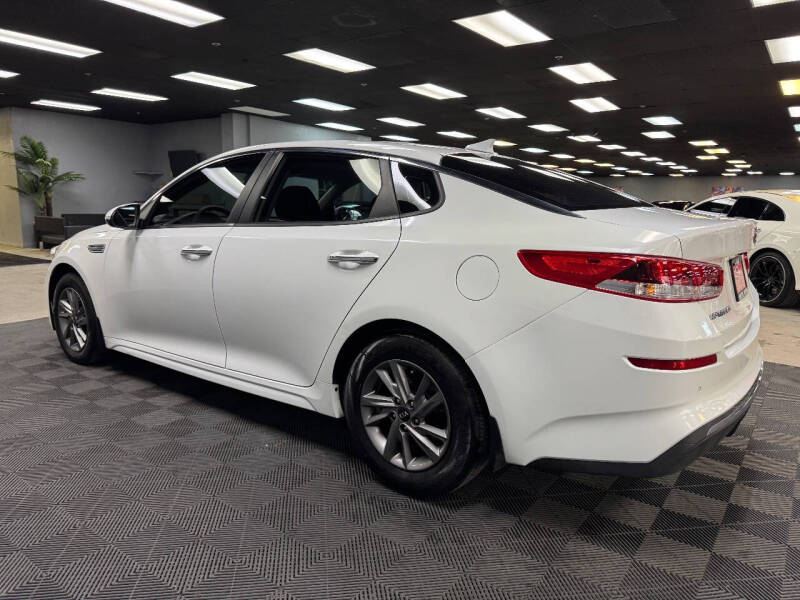 2019 Kia Optima LX