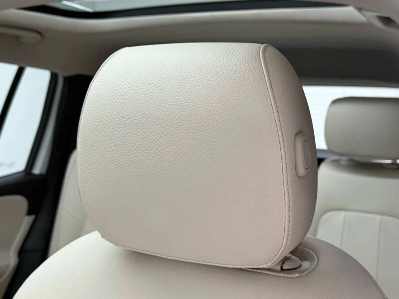 2022 Mercedes-Benz GLB GLB 250