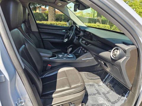 2021 Alfa Romeo Stelvio Sprint