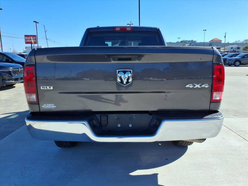 2024 RAM 1500 Classic SLT