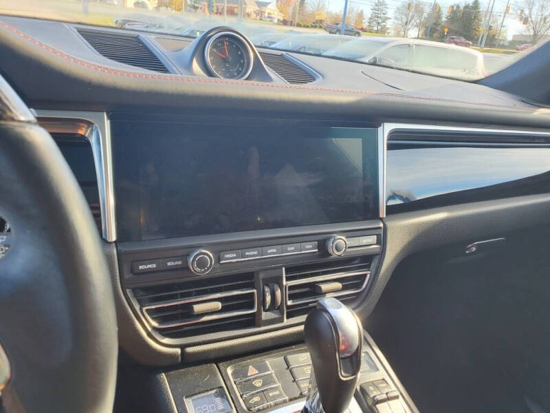 2019 Porsche Macan S