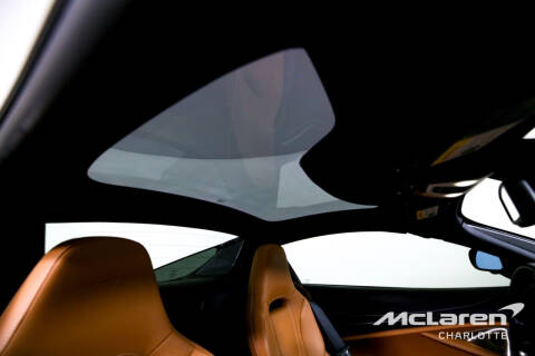 2022 McLaren 720S Spider Luxury