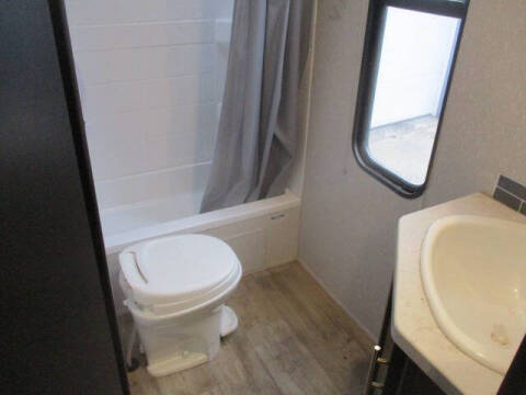 2021 Forest River Cherokee Grey Wolf 264DBH