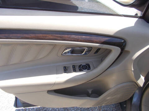 2013 Ford Taurus Limited