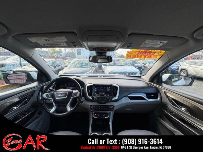 2023 GMC Terrain SLT