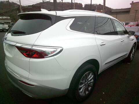 2023 Buick Enclave Essence