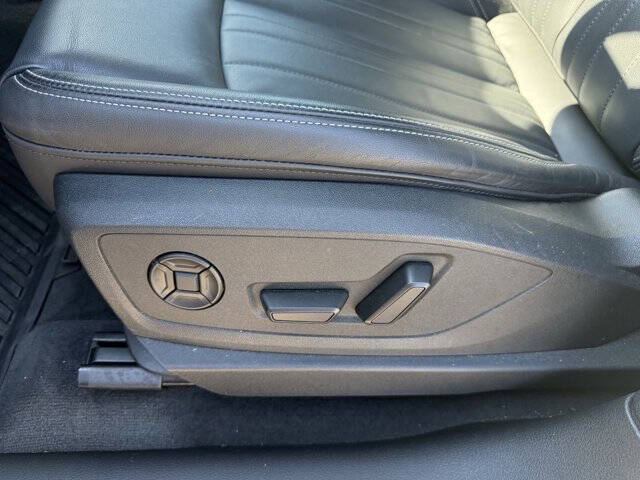 2024 Audi Q8 e-tron quattro Premium