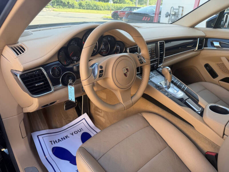 2012 Porsche Panamera
