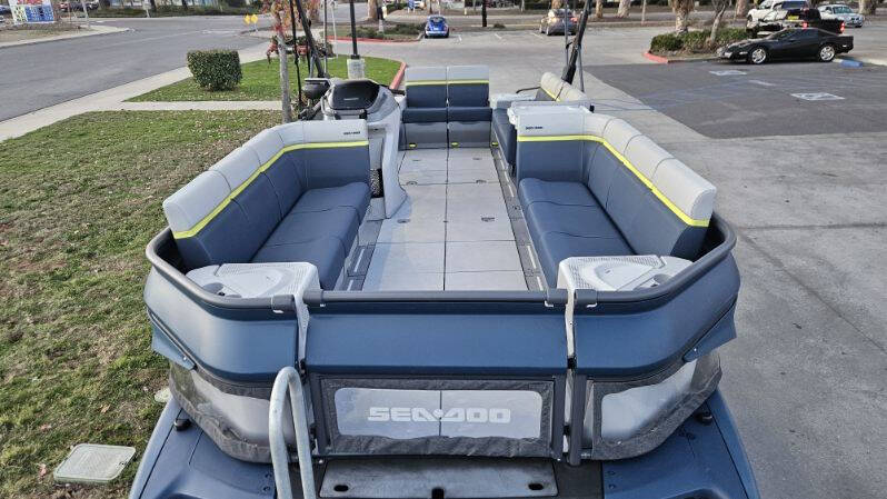 2025 Sea-Doo Switched Cruise Limited