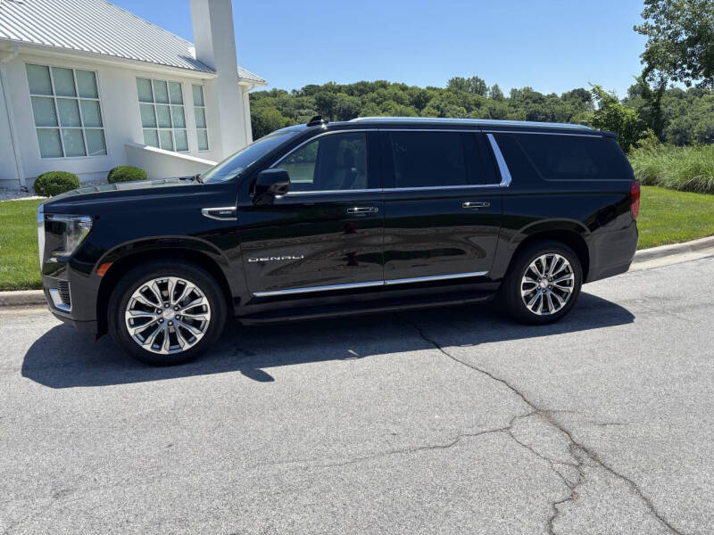 2021 GMC Yukon XL Denali's photo