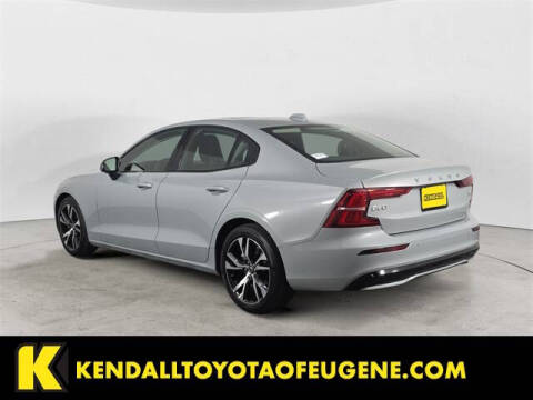 2024 Volvo S60 B5 Core Dark Theme