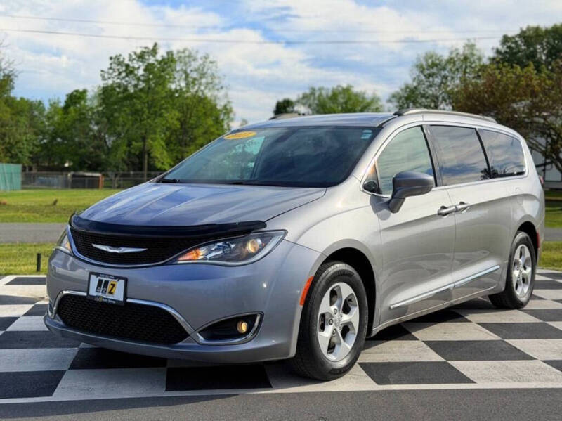 2017 Chrysler Pacifica Touring Plus