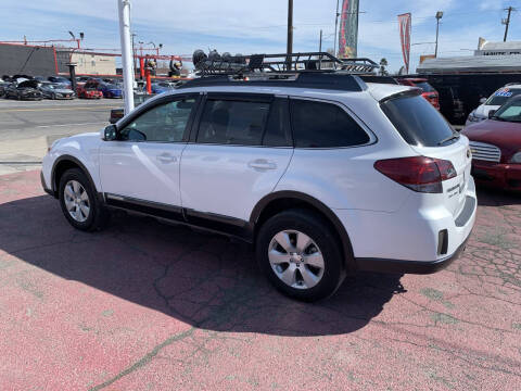 2011 Subaru Outback 2.5i Premium