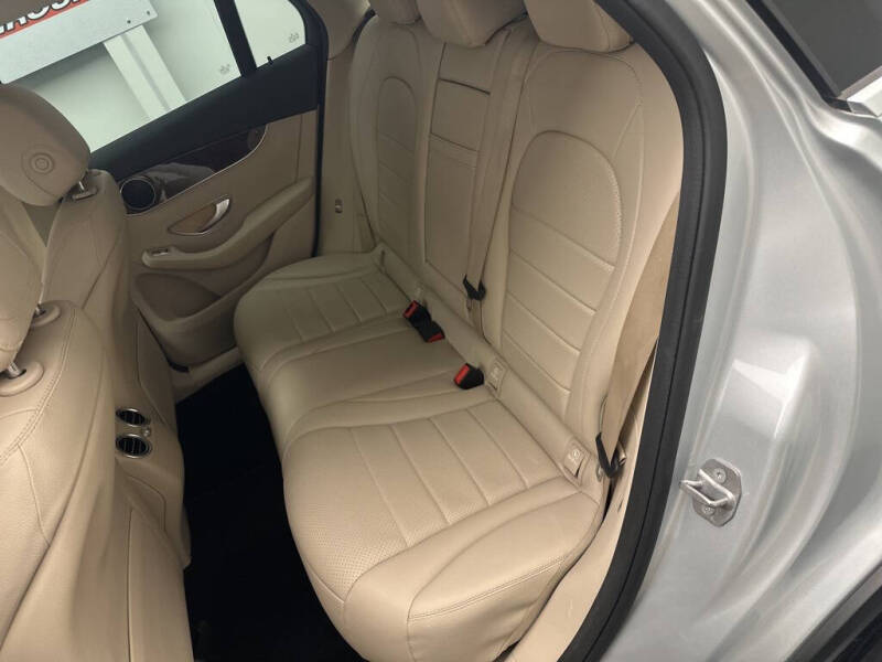 2018 Mercedes-Benz GLC GLC 300 4MATIC