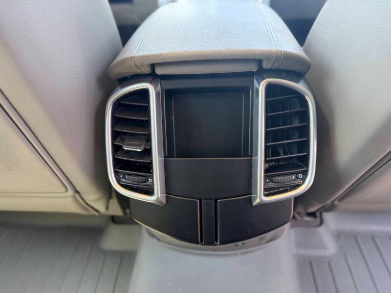 2013 Porsche Cayenne