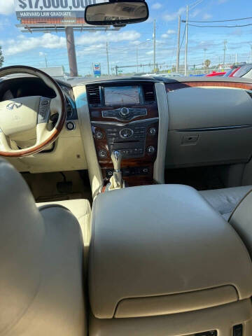 2015 Infiniti QX80