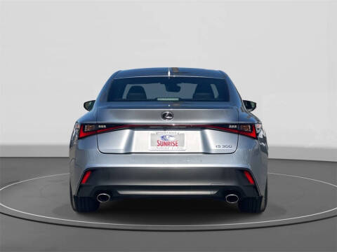 2023 Lexus IS 300