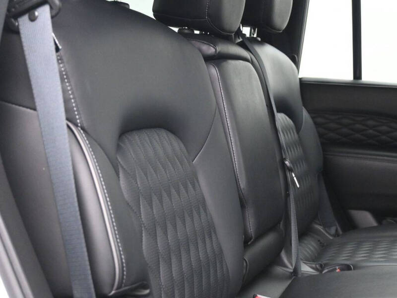 2022 Infiniti QX80 Sensory