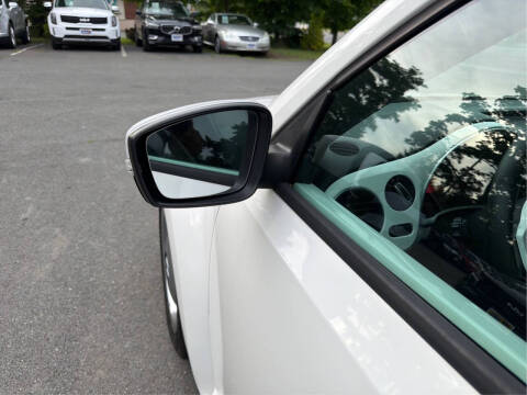 2012 Volkswagen Beetle