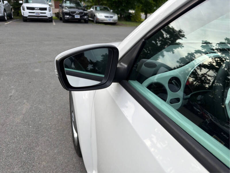2012 Volkswagen Beetle