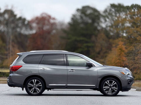 2018 Nissan Pathfinder Platinum