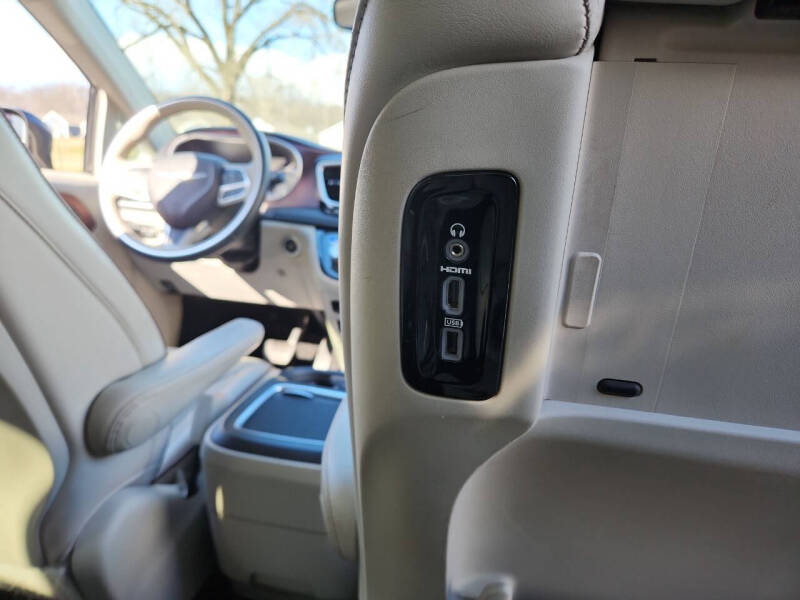 2017 Chrysler Pacifica Limited