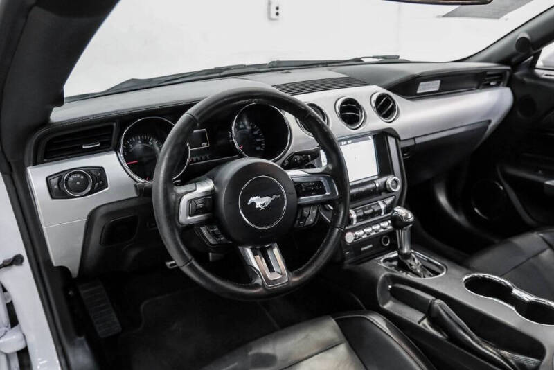 2017 Ford Mustang EcoBoost Premium