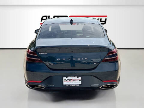 2023 Genesis G70