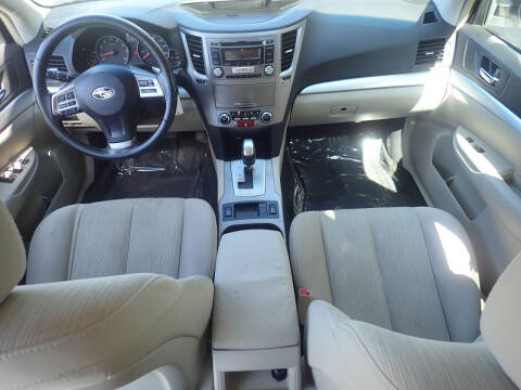 2013 Subaru Outback 2.5i Premium