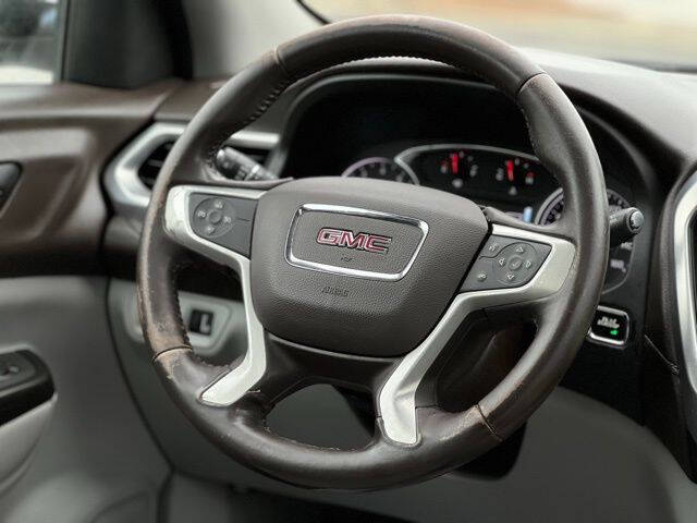 2017 GMC Acadia SLT-1