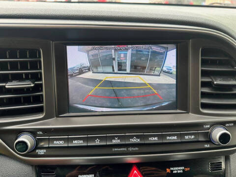 2020 Hyundai Elantra