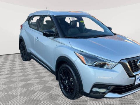 2020 Nissan Kicks SR