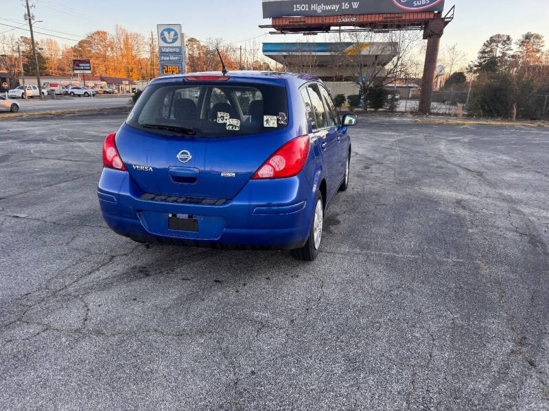 2012 Nissan Versa 1.8 S