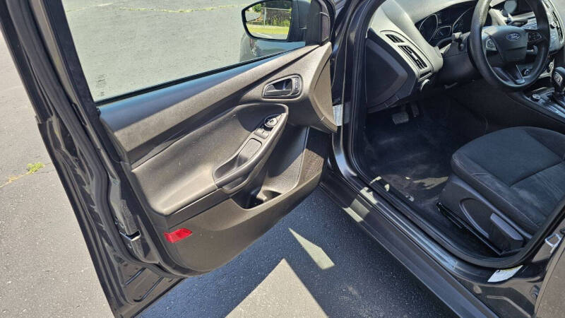 2016 Ford Focus S