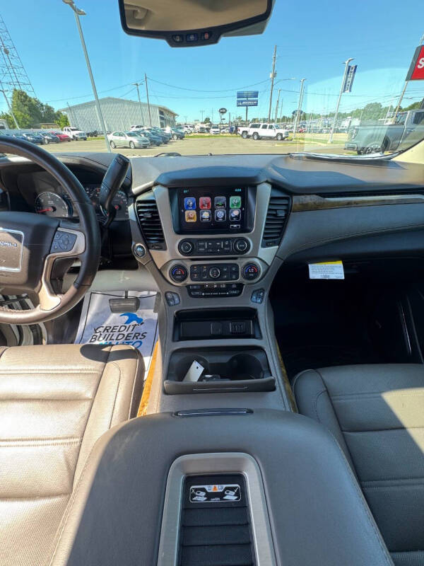 2017 GMC Yukon Denali