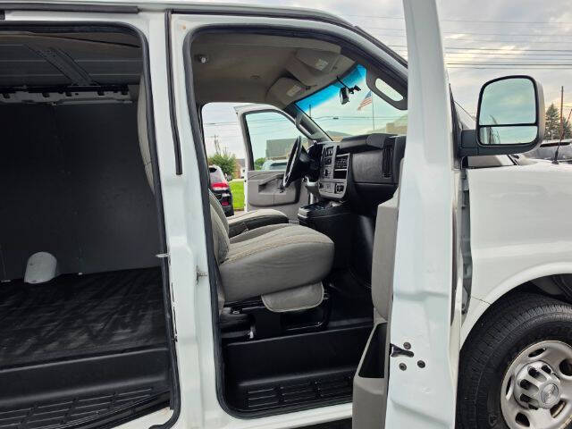 2019 Chevrolet Express 2500
