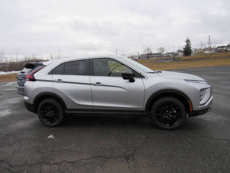 2025 Mitsubishi Eclipse Cross LE