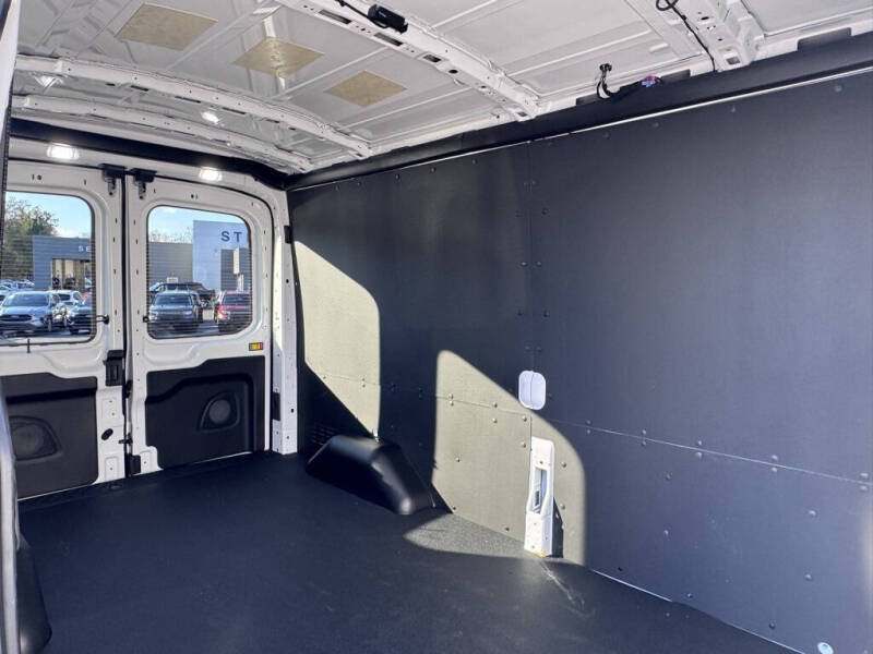 2026 Ford Transit 250